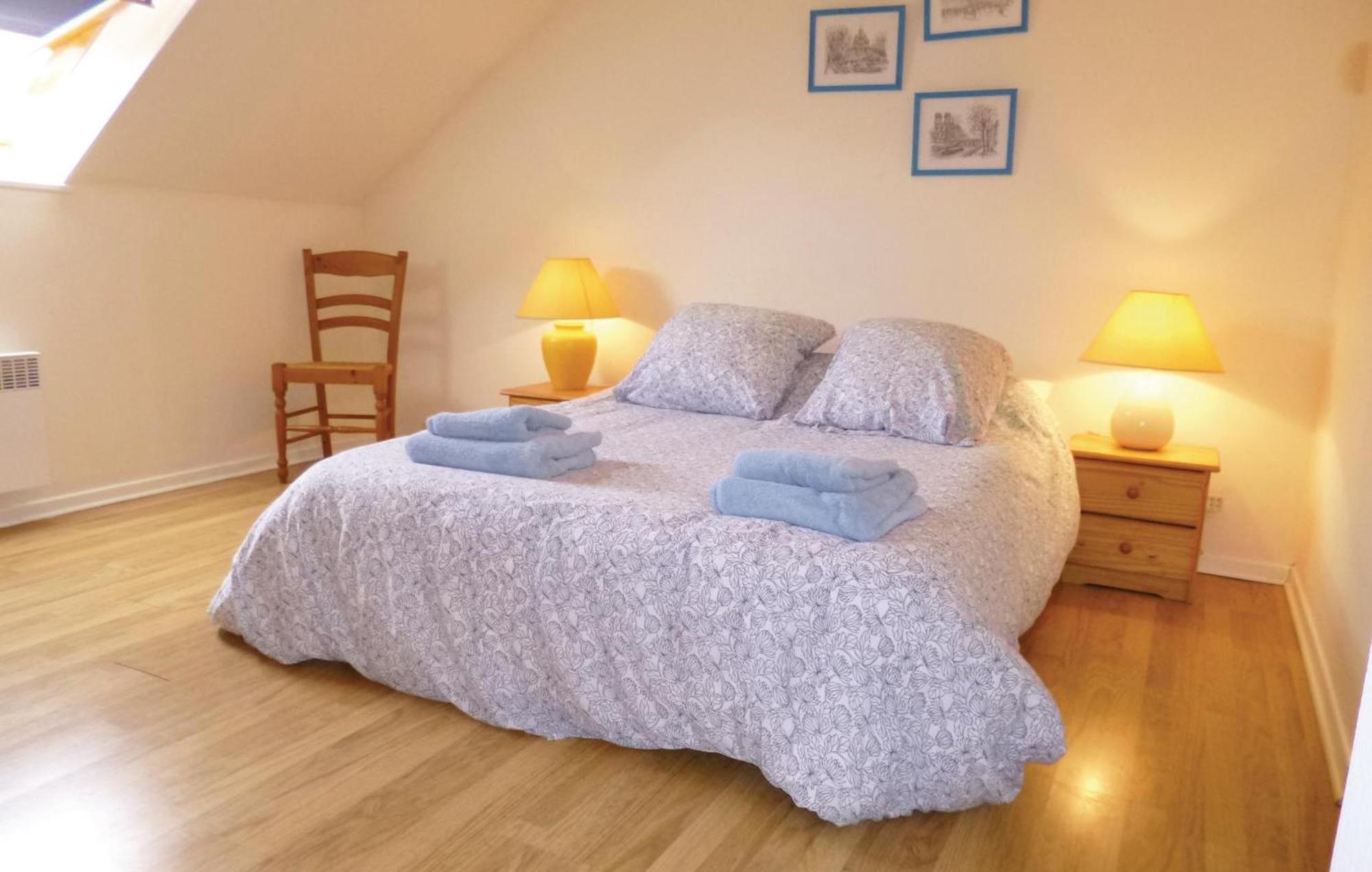 3 Bedroom Cozy Home In Brucheville Carentan-les-Marais Ngoại thất bức ảnh